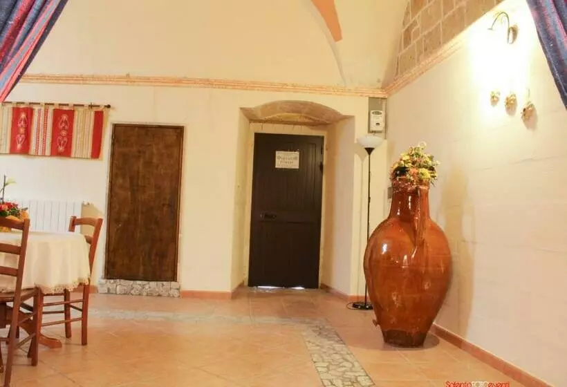 Exedra Holiday House