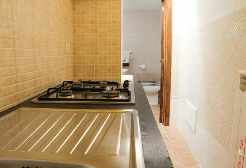 Exedra Holiday House