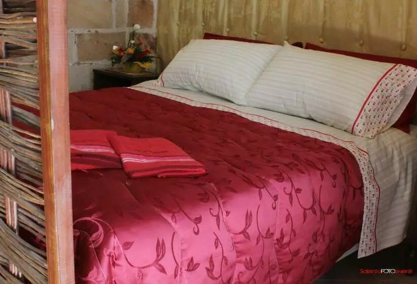 Exedra Holiday House