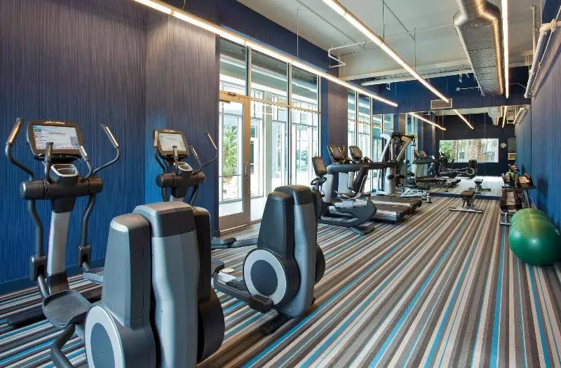 בית מלון כפרי Aloft Jacksonville Tapestry Park