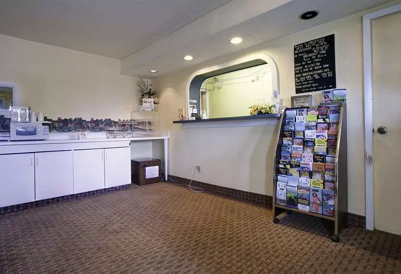 فندق Americas Best Value Inn Charles Town