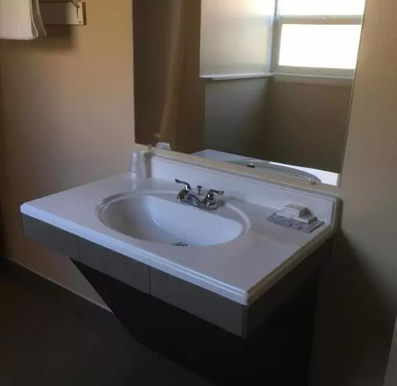 酒店 Bend Value Inn