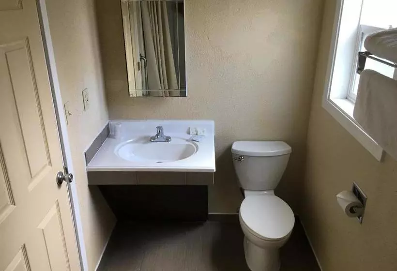 酒店 Bend Value Inn