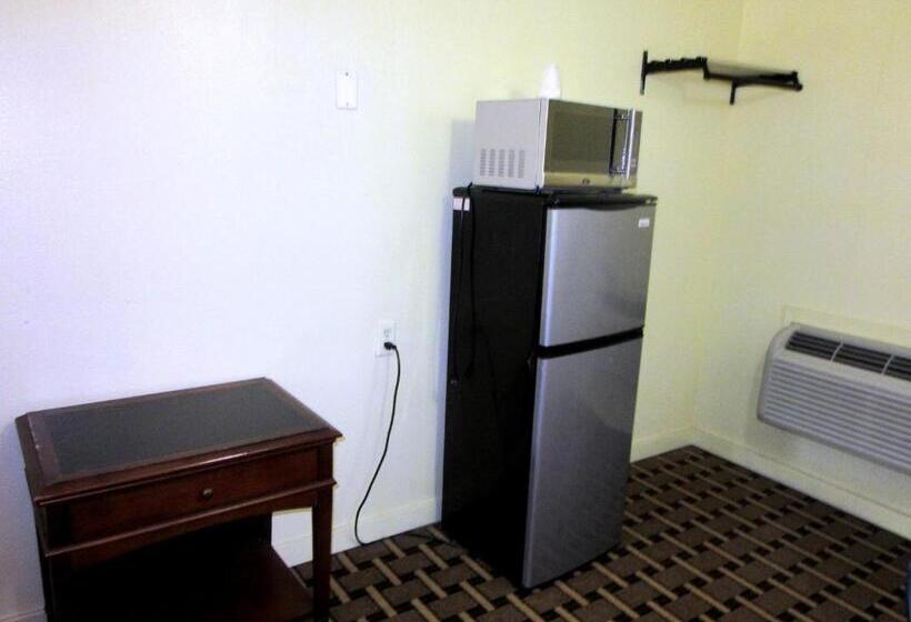 فندق Budget Host Inn