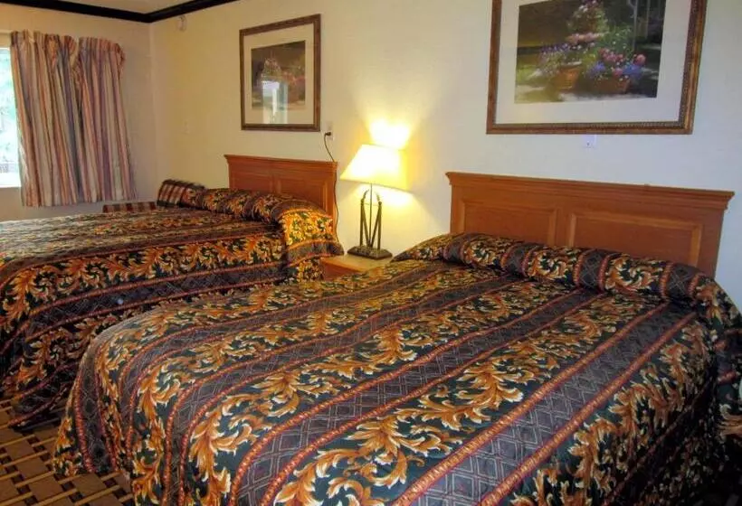 בית מלון כפרי Budget Host Inn