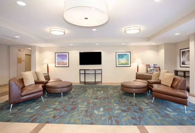 Отель Candlewood Suites Manhattan, An Ihg