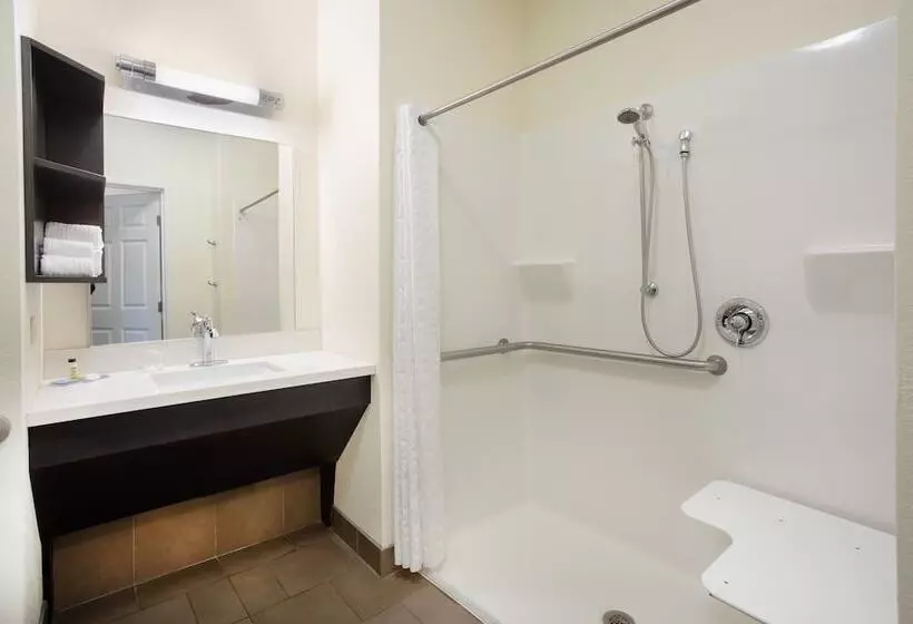 Отель Candlewood Suites Manhattan, An Ihg