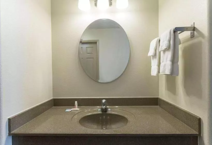 酒店 Days Inn By Wyndham Beaver