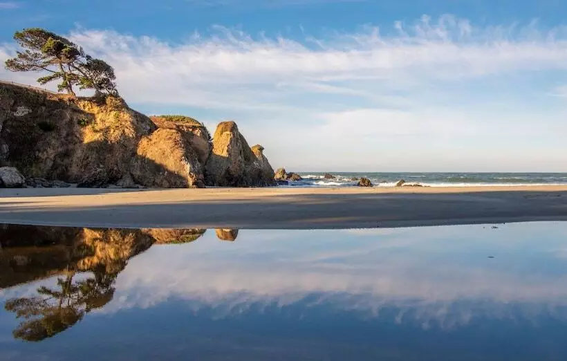 Отель Emerald Dolphin Inn & Mini Golf