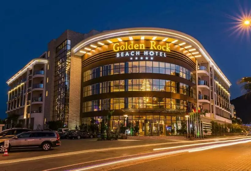 Hotel Golden Rock Beach