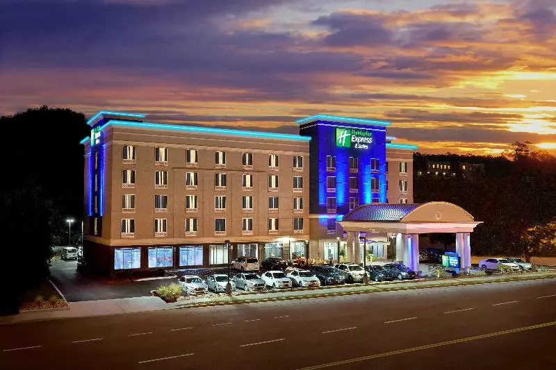 Holiday Inn Express Hotel & Suites Knoxville, An Ihg