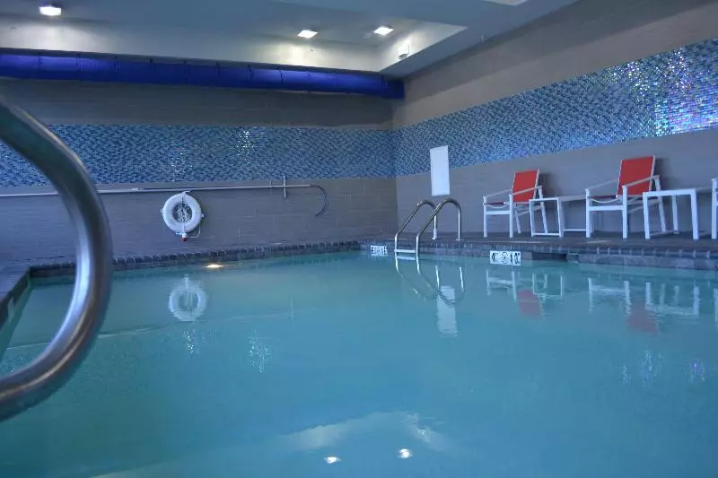 Holiday Inn Express Hotel & Suites Knoxville, An Ihg