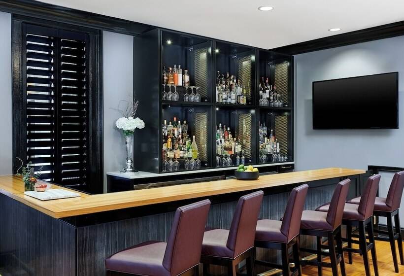 酒店 Inn At Carnall Hall