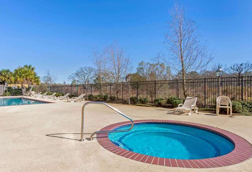 호텔 La Quinta Inn & Suites By Wyndham Hammond