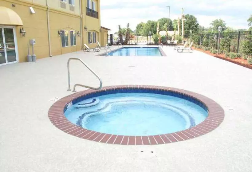 酒店 La Quinta Inn & Suites By Wyndham Hammond