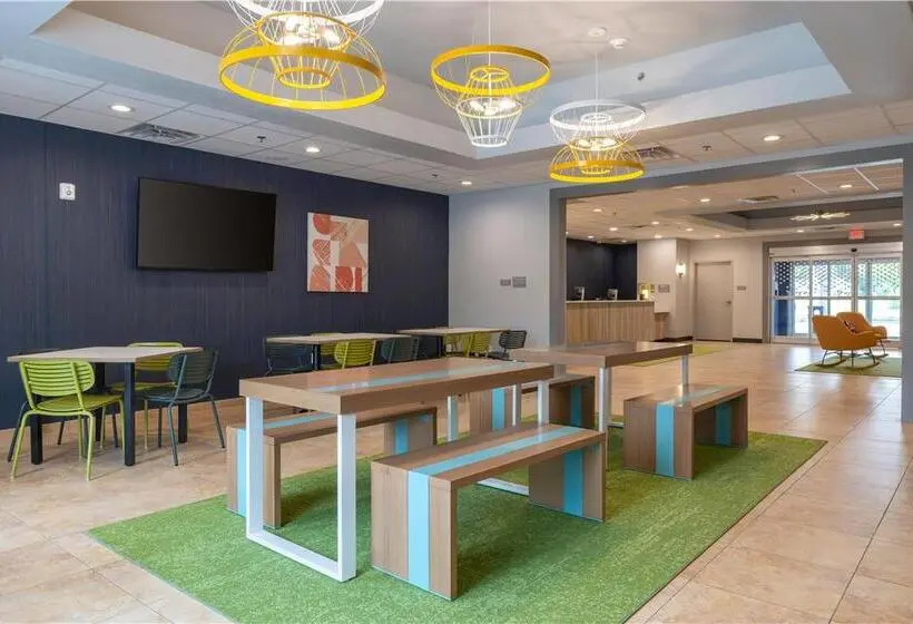 ホテル La Quinta Inn & Suites By Wyndham Hammond