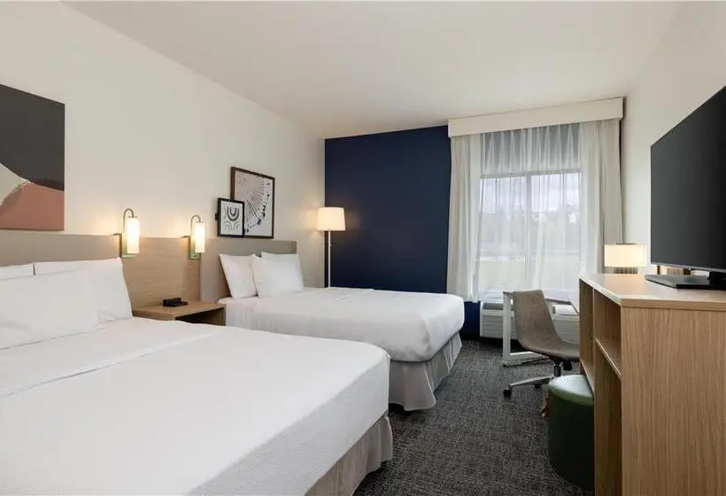 ホテル La Quinta Inn & Suites By Wyndham Hammond