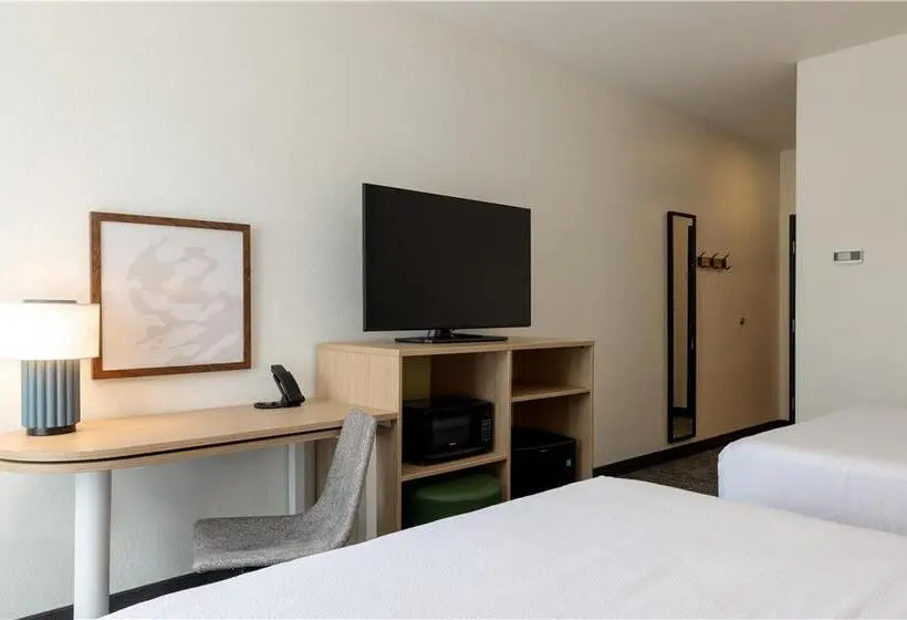 ホテル La Quinta Inn & Suites By Wyndham Hammond