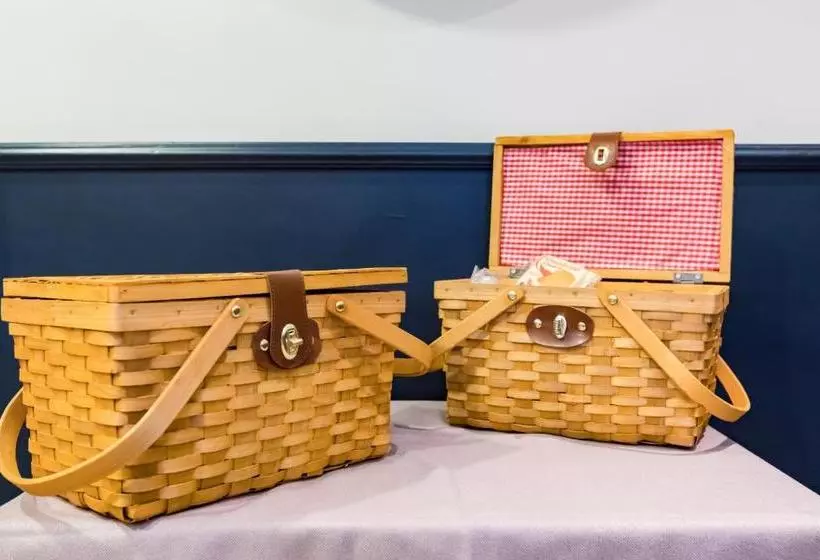 בית מלון כפרי Monti First