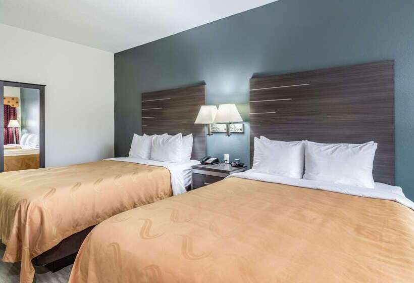 호텔 Quality Inn & Suites Canton