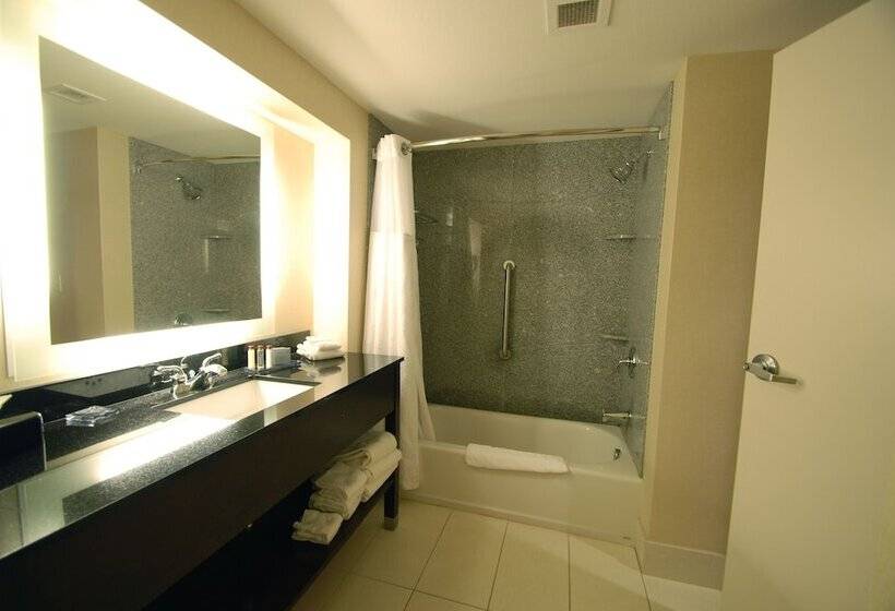 فندق Wingate By Wyndham Bismarck