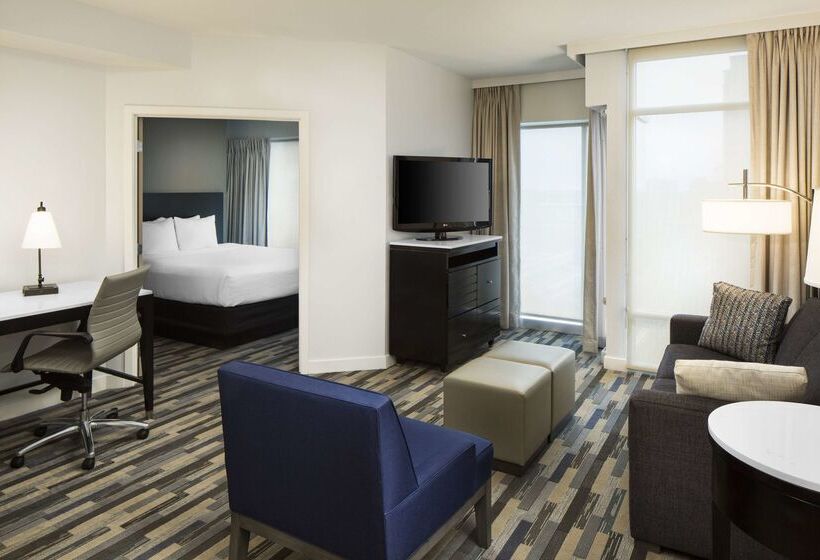 Hyatt House Charlotte Center City