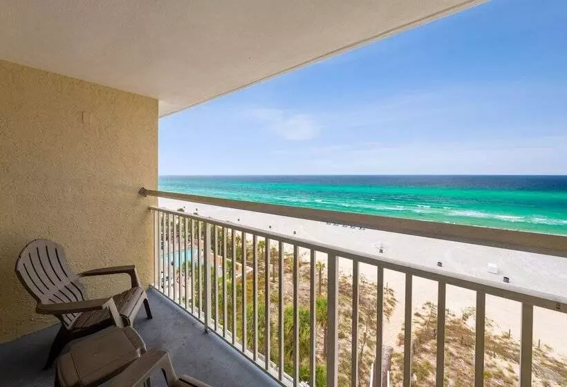 Motelli Beach Tower Beachfront Hotel, A By The Sea Resort