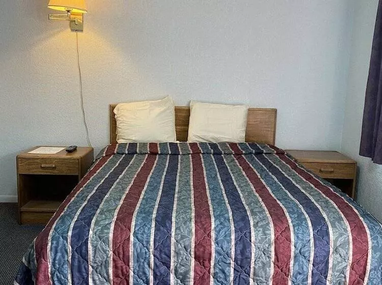 모텔 Regency Inn Comanche