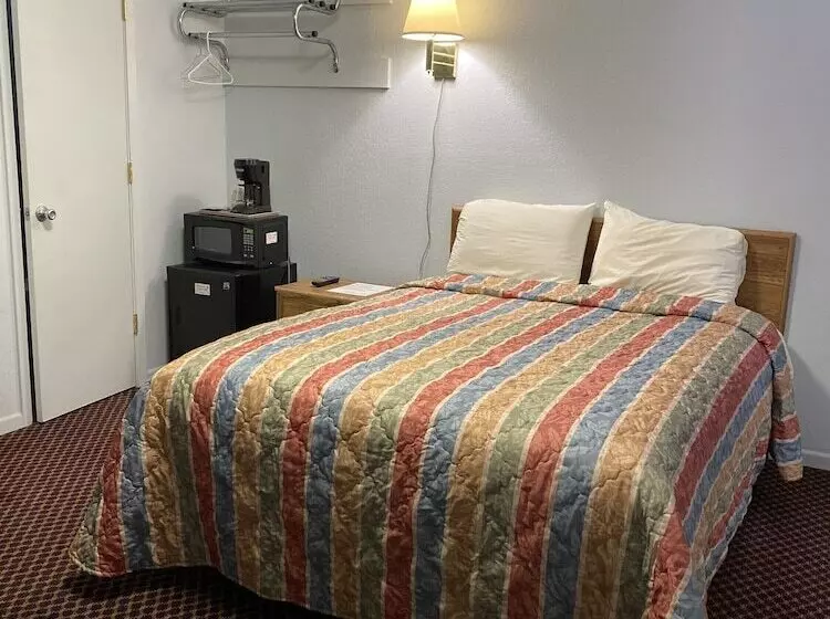 모텔 Regency Inn Comanche