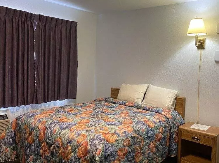 모텔 Regency Inn Comanche