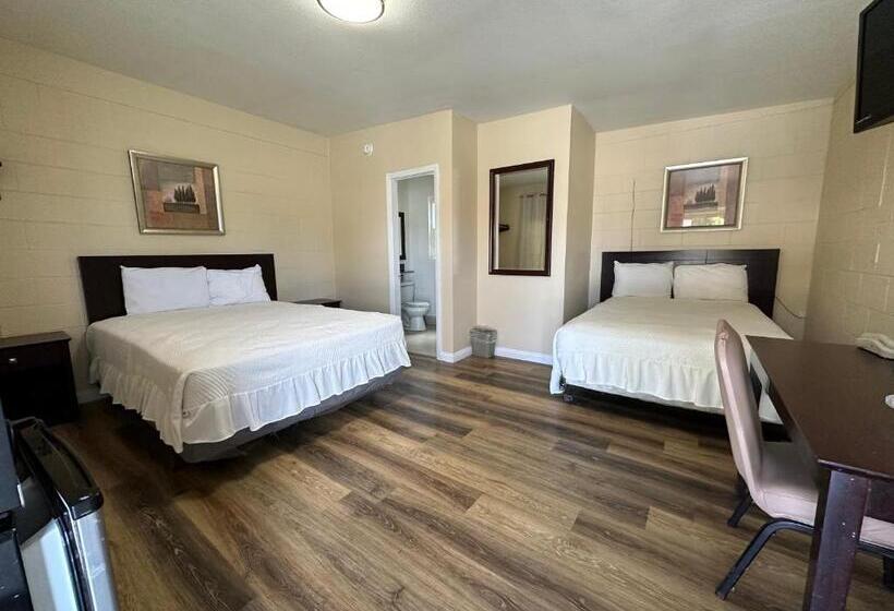 모텔 Royal Inn And Suites