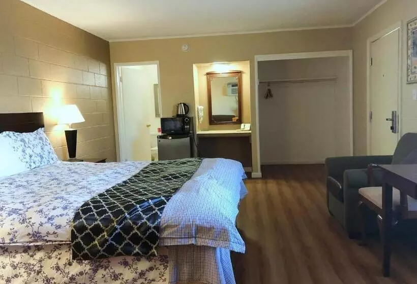 汽车旅馆  Royal Inn And Suites