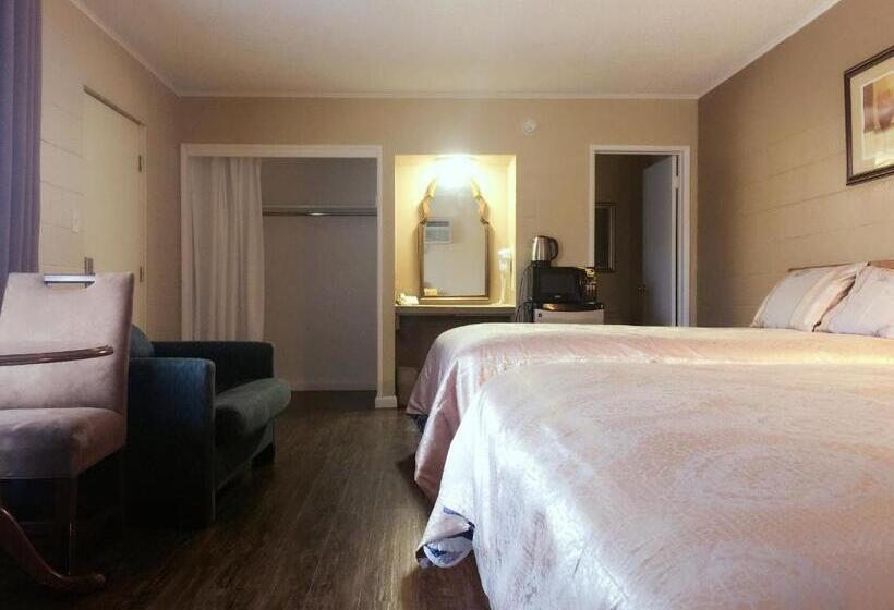 모텔 Royal Inn And Suites