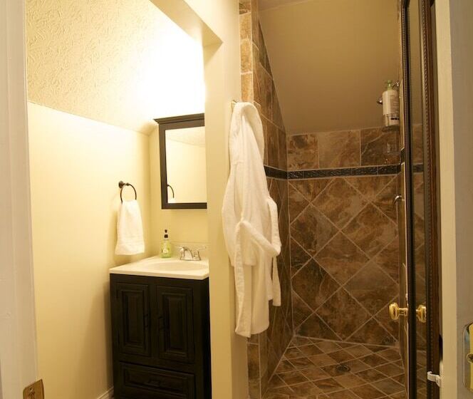 Southern Grace Bed & Breakfast