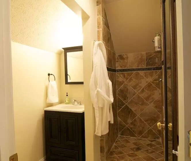 Southern Grace Bed & Breakfast