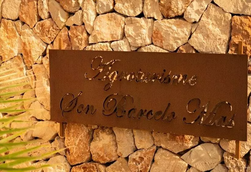 Agroturisme Son Barceló Mas
