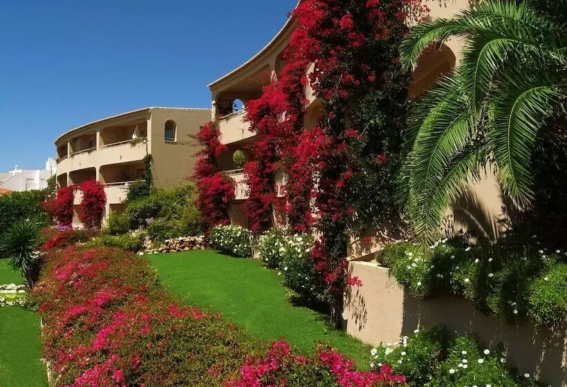 Vila Palmeira Beach Resort