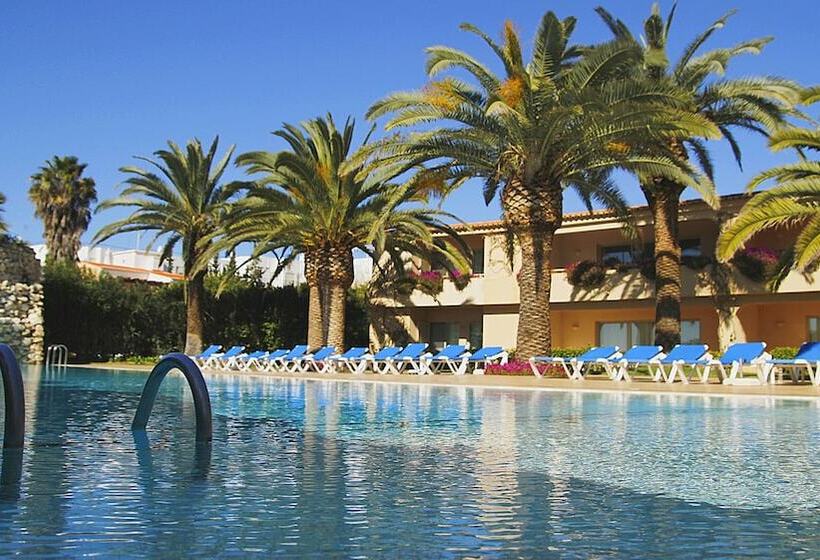 Vila Palmeira Beach Resort