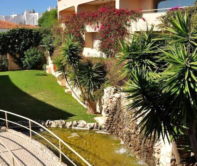 Vila Palmeira Beach Resort