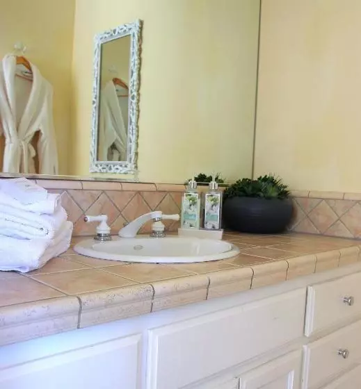 Bella Vista Bed And Breakfast