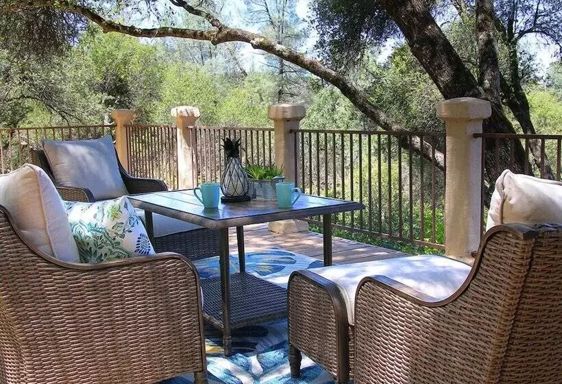 Bella Vista Bed And Breakfast