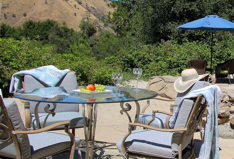 Bella Vista Bed And Breakfast