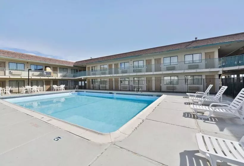 酒店 Americas Best Value Inn Amarillo Airport/grand Street