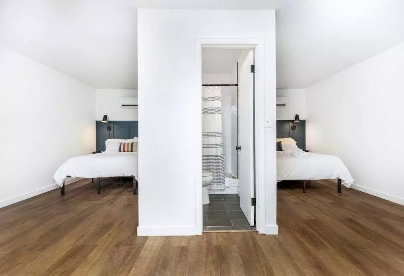 Hotelli Minecart Motor Lodge