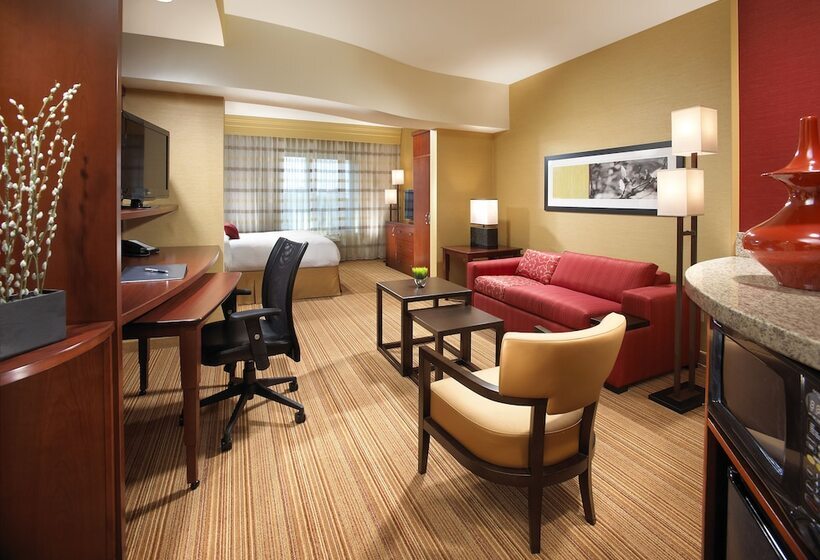 Otel Courtyard Long Beach Airport