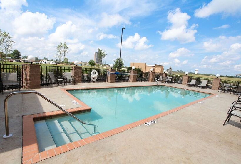 호텔 Hampton Inn Atmore