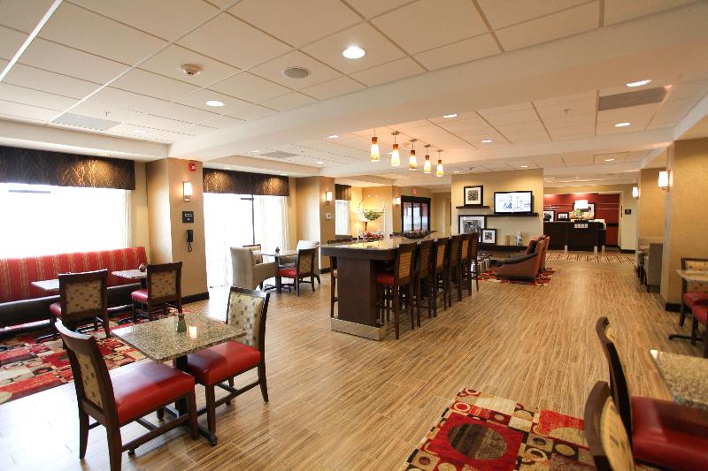 호텔 Hampton Inn Atmore