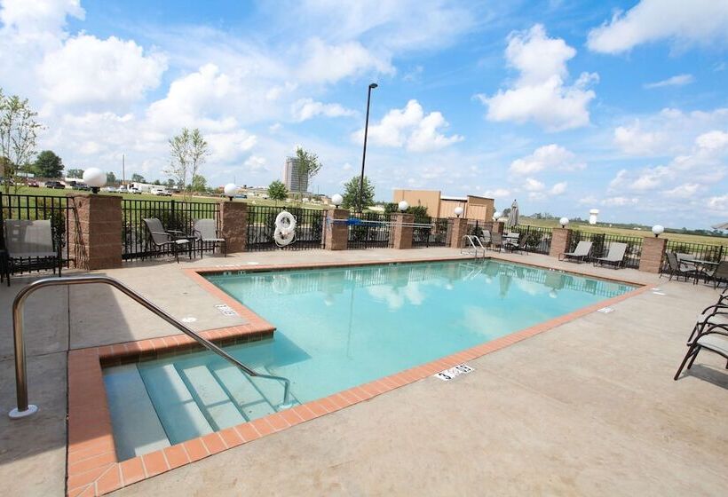 호텔 Hampton Inn Atmore