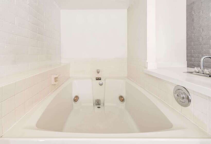 酒店 Knights Inn Dayton By Miller Lane