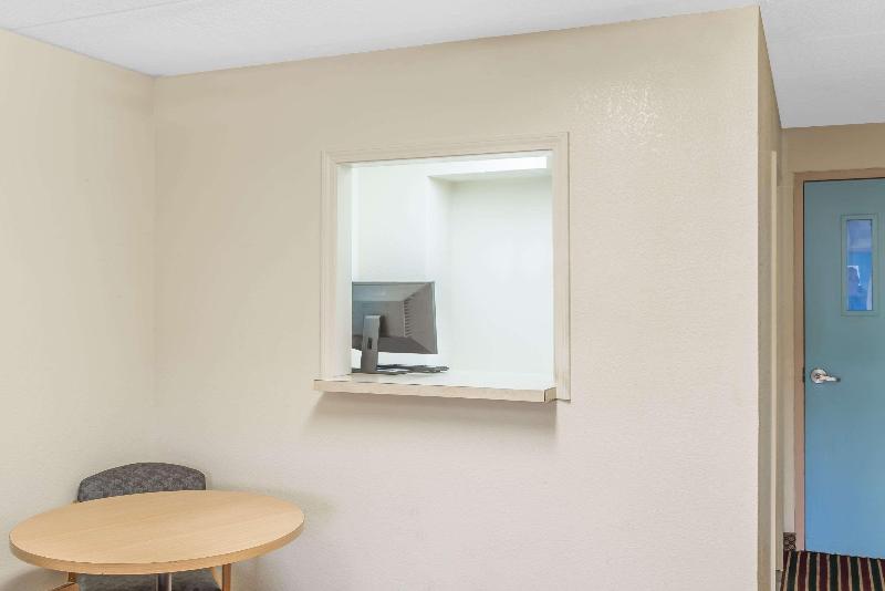 酒店 Knights Inn Dayton By Miller Lane